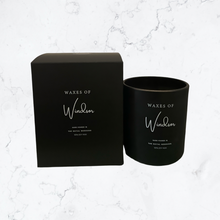 Load image into Gallery viewer, Waxes of Windsor &#39;Matte Black&#39; 20cl Fragranced Natural Soy Candle
