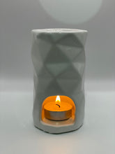 Load image into Gallery viewer, Small Geometric Wax Melt Burner
